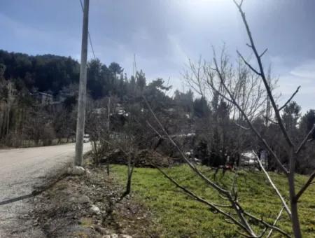 1400 M2 Freistehendes Grundstück Zum Verkauf In Çameli Gökçeyaka