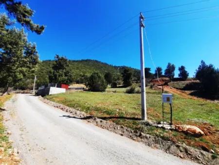 912 M2 Freistehendes Grundstück, Geeignet Für Die Hinterlegung In Denizli Çameli Belevi Zu Verkaufen