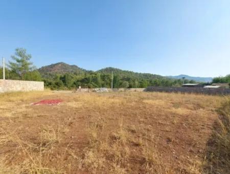 Freistehendes 1 000 M2 Baulizenz Bereit Grundstück Zum Verkauf In Köyceğiz Beyobasi