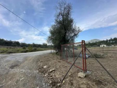 1084 M2 Eckgrundstück Zum Verkauf In Dalyan Gökbelde