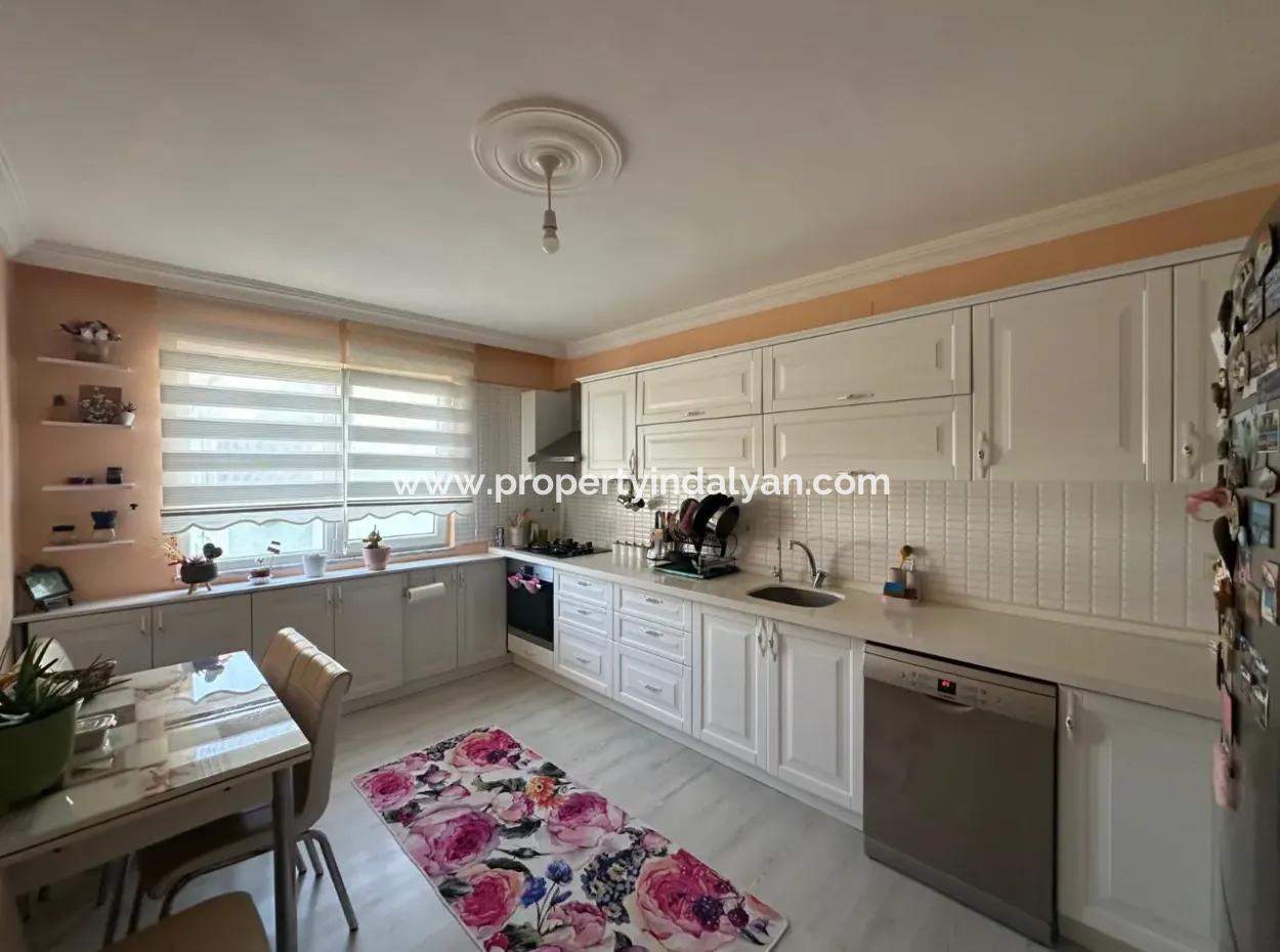 3 1 Spacious Apartment For Sale In Ortaca Cumhuriyet Neighborhood