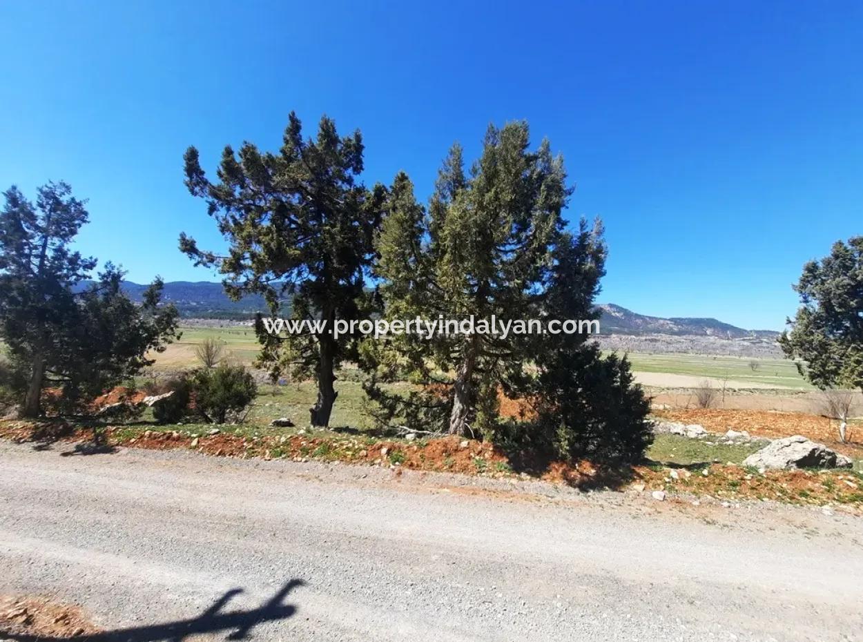 912 M2 Detached Land Suitable For Deposit In Denizli Çameli Belevi For Sale