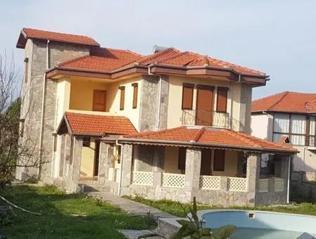 Detached Villa For Sale With Swimming Pool Are Also Archers