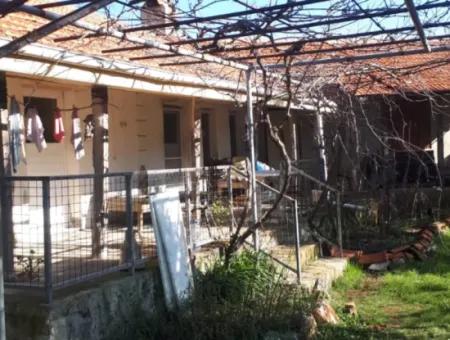 Village House For Sale On 545 M2 Zoned Land In Denizli Kızılağaç