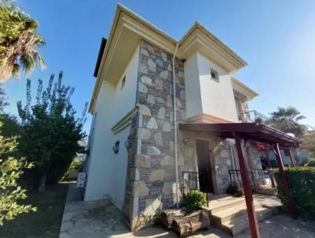 For Sale In 190 M2 And 4 In 1 Duplex On A 610 M2 Plot In Dalyan, Mugla