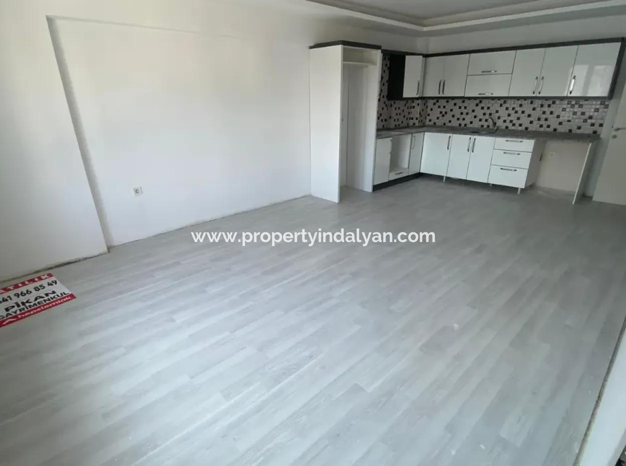 Dalaman Merkezde Satılık 4+1 Teraslı Dubleks 150M2 Daire