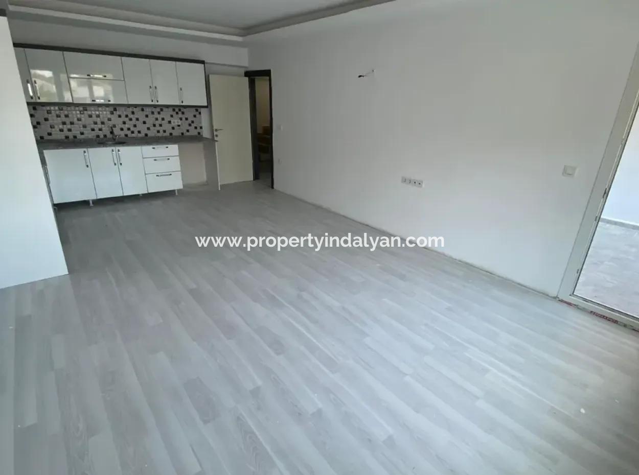 Dalaman Merkezde Satılık 4+1 Teraslı Dubleks 150M2 Daire