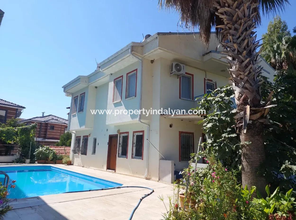 Dalyanda Satılık 70 M2  2 + 1 Daire Bölgeden Arazi İle Takas Olur