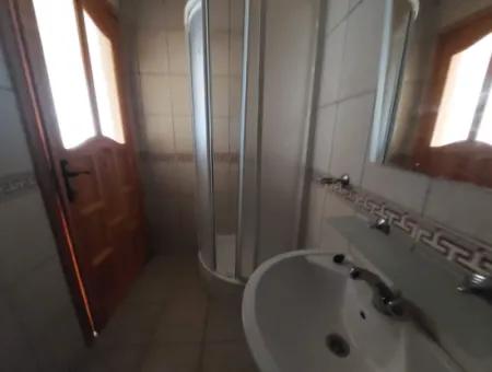 Dalyanda Satılık 70 M2  2 + 1 Daire Bölgeden Arazi İle Takas Olur