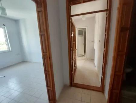 Ortaca Kemaliyede Eşyasız 3+1, 140 M2 Orta Kat Daire Kiralık