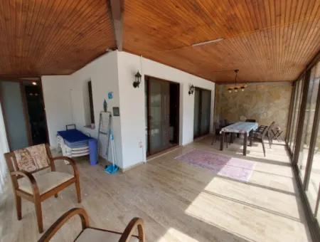 Muğla Ortaca Dalyan'da 200 M2 5+1 Lüks  Villa Eşyalı Kiralık.